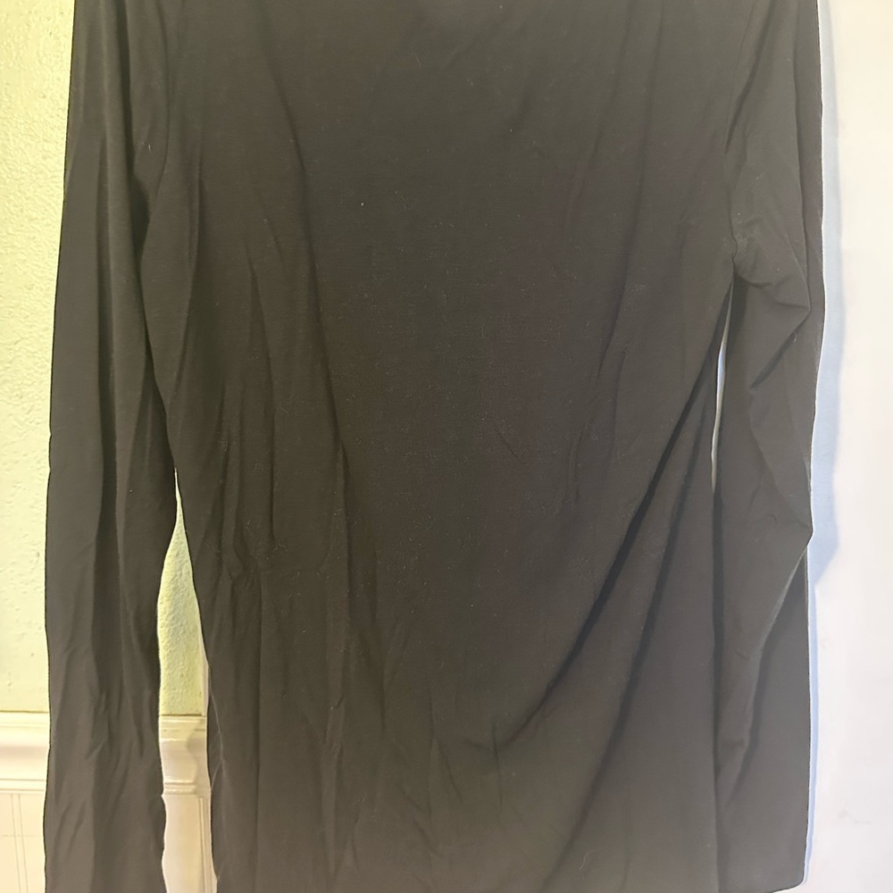 Women’s Black Long Sleeve Shirt
